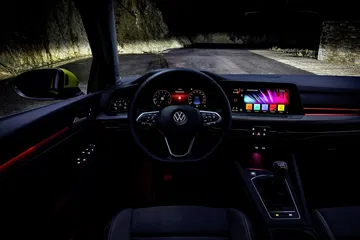 Volkswagen Golf 2020 1219 211