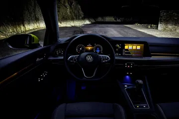 Volkswagen Golf 2020 1219 214