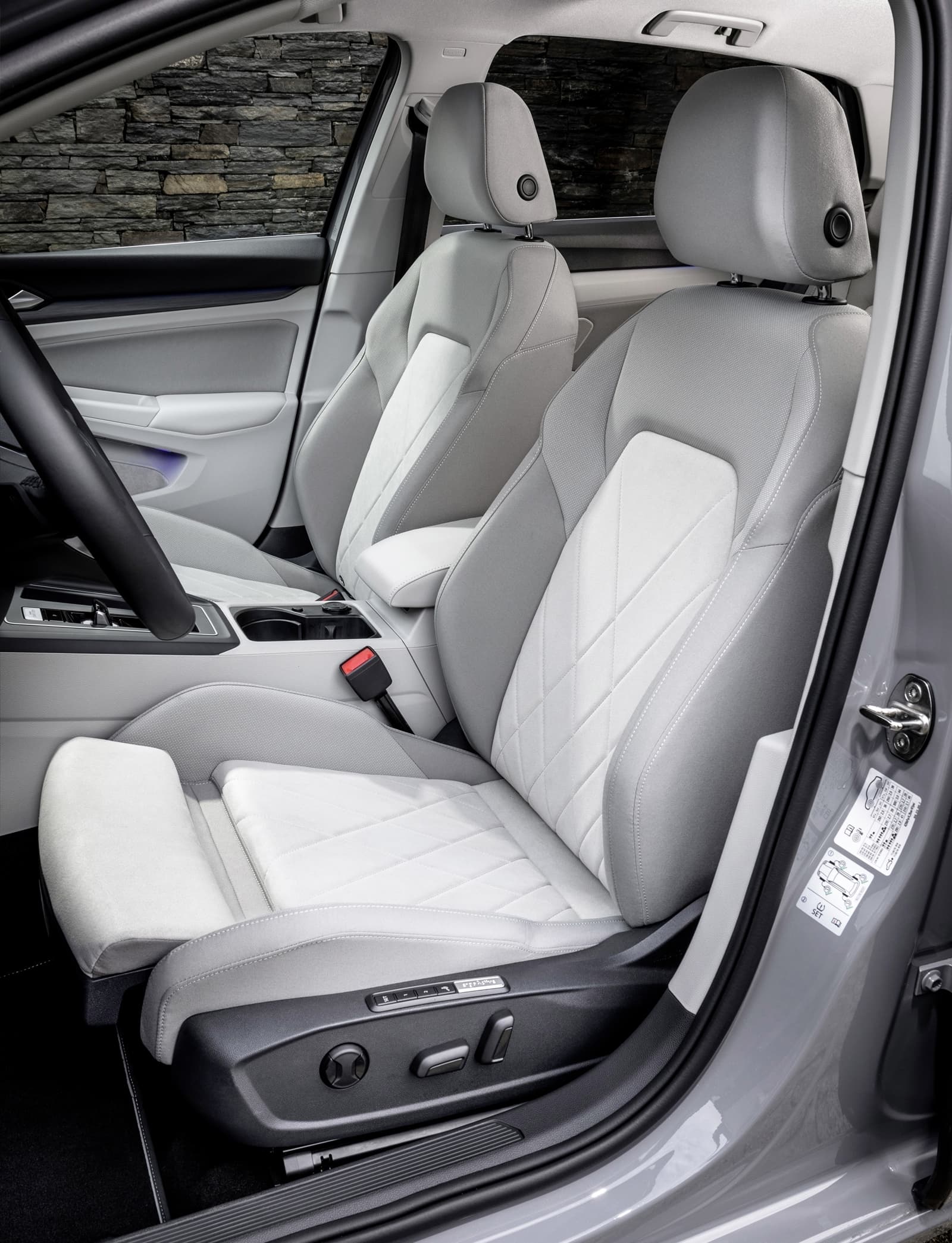 Volkswagen Golf 2020 1219 230
