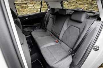 Volkswagen Golf 2020 1219 232