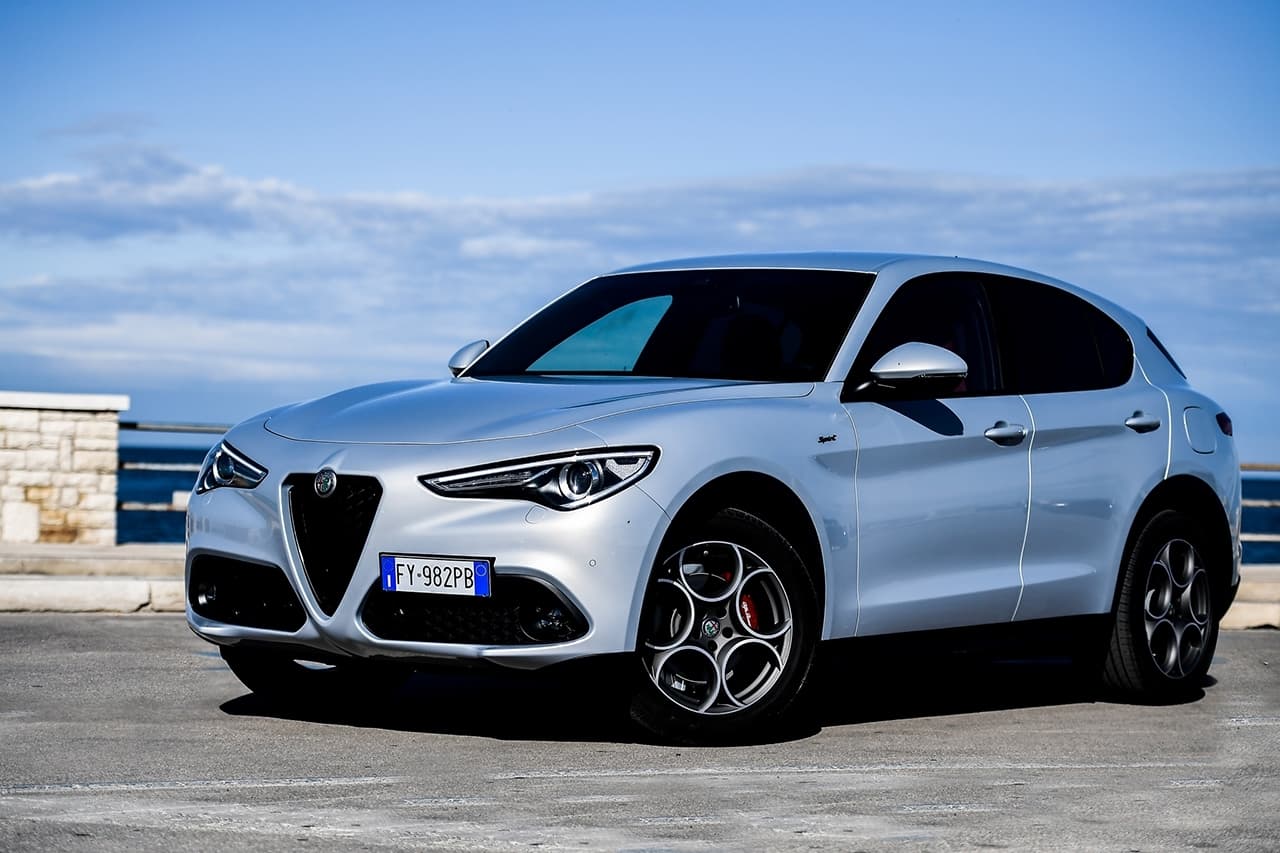 Alfa Romeo Stelvio 2020 0120 011