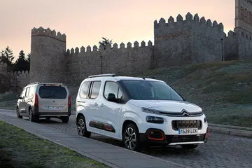 Citroen Berlingo 2020 Puretech 130 Eat8 02
