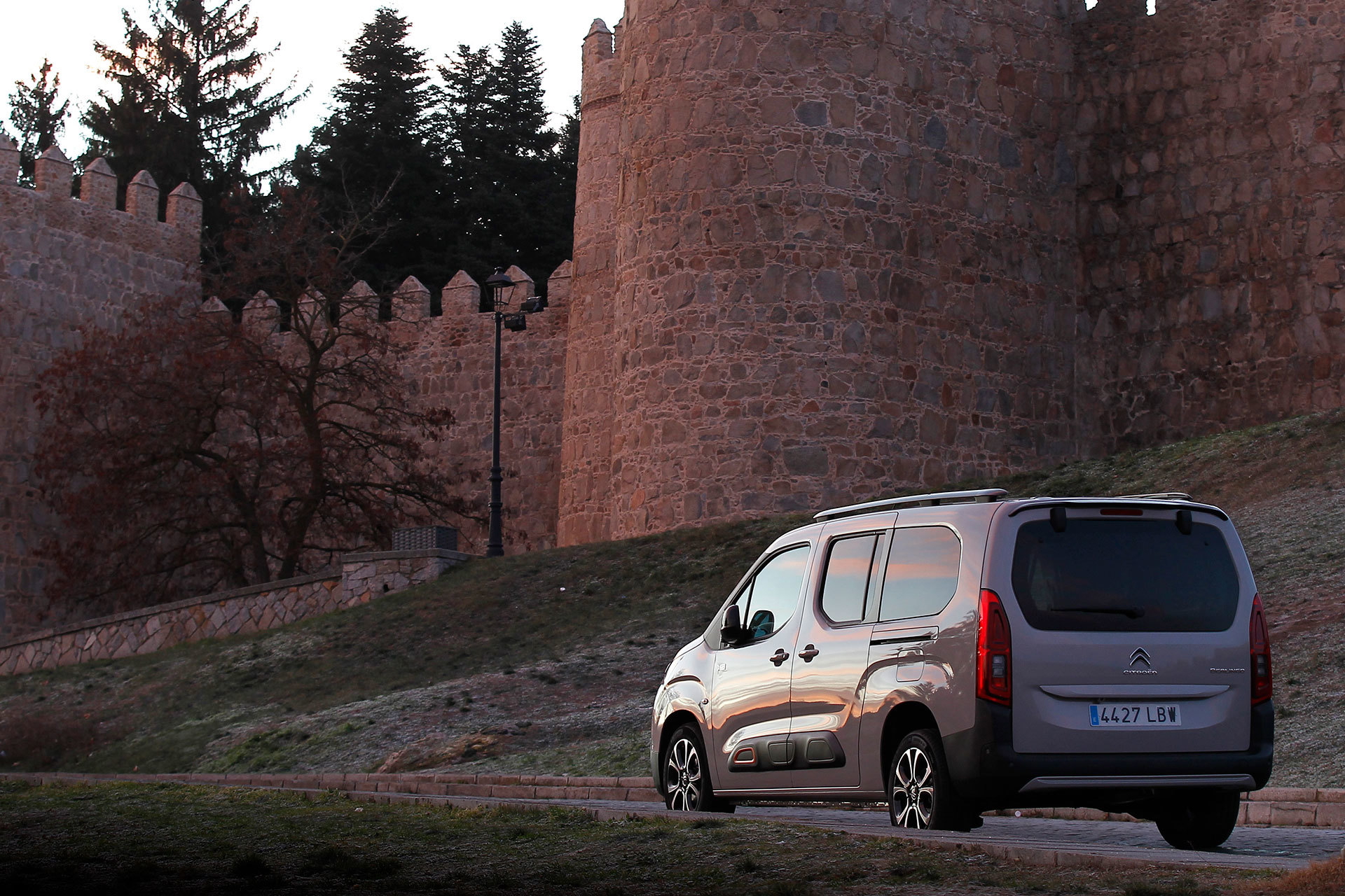 Citroen Berlingo 2020 Puretech 130 Eat8 03