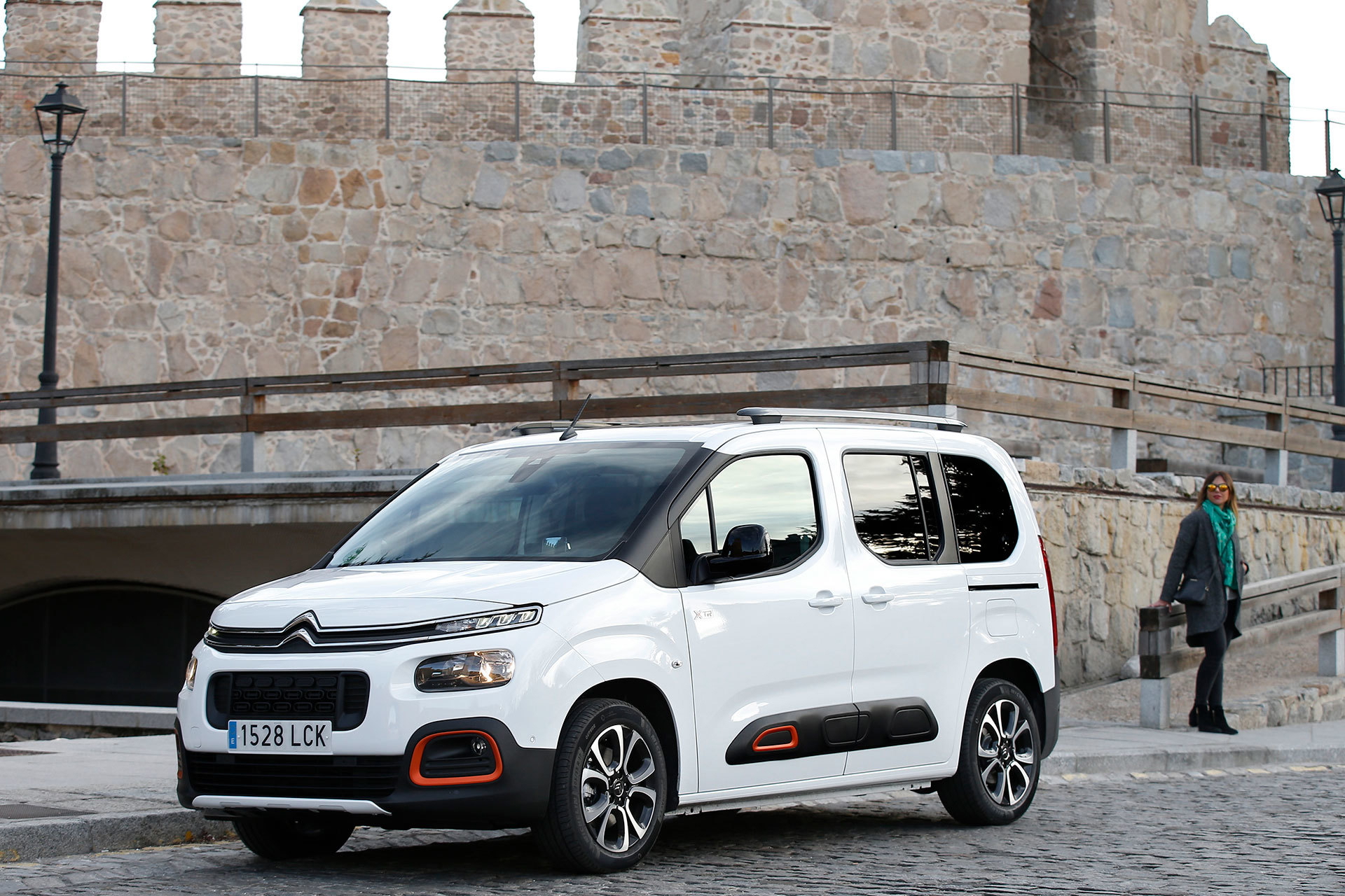Citroen Berlingo 2020 Puretech 130 Eat8 11