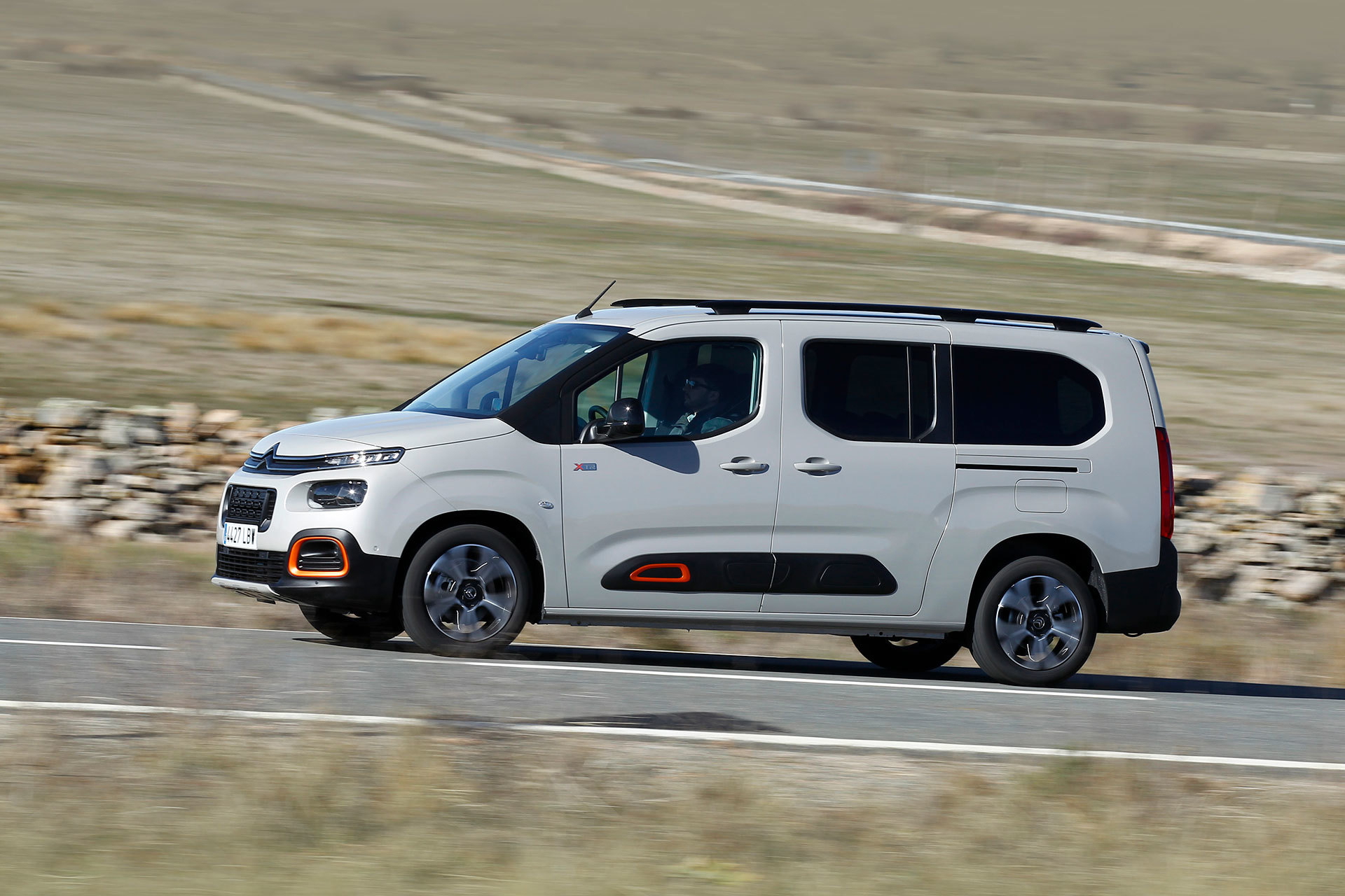Citroen Berlingo 2020 Puretech 130 Eat8 34