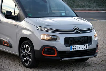 Citroen Berlingo 2020 Puretech 130 Eat8 40