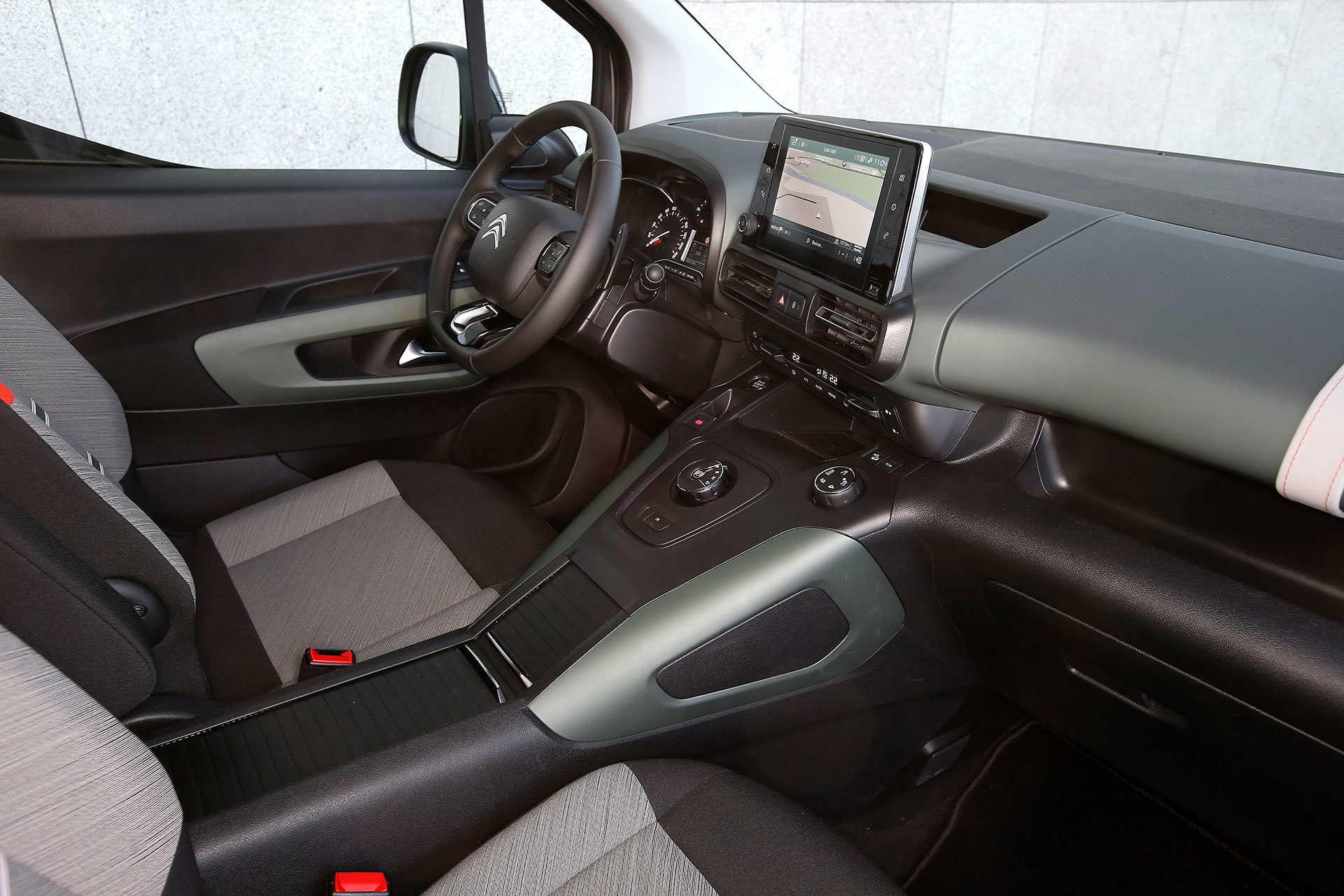 Citroen Berlingo 2020 Puretech 130 Eat8 56