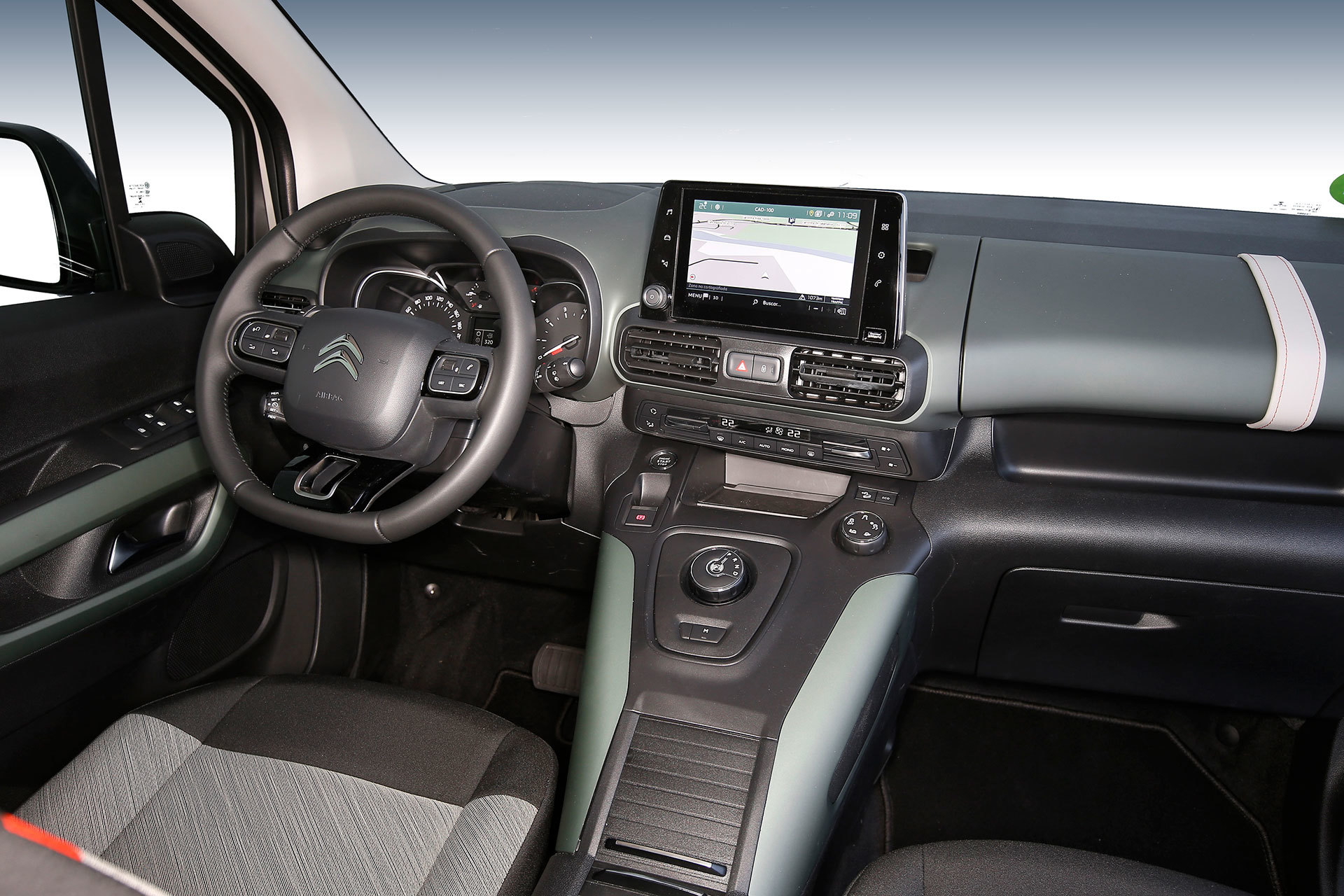 Citroen Berlingo 2020 Puretech 130 Eat8 57
