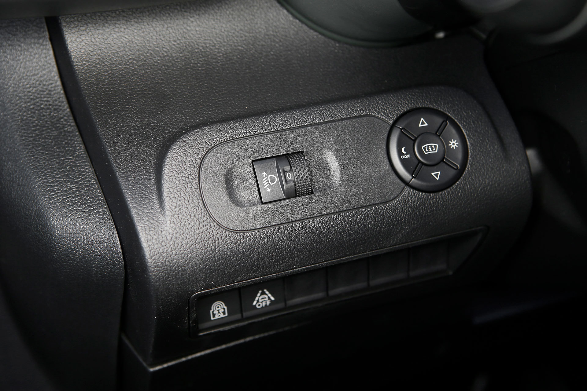 Citroen Berlingo 2020 Puretech 130 Eat8 75