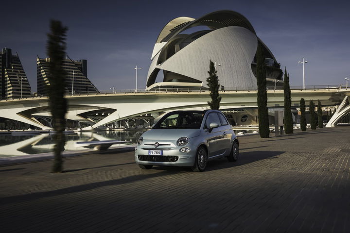 Fiat 500 Hybrid 028 Fiat 500 Hybrid 028