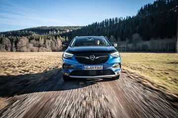 Opel Grandland X Hybrid4 2020 Azul 01