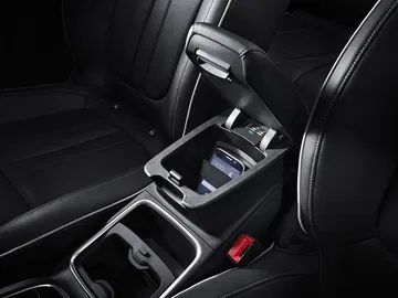 Opel Grandland X Hybrid4 Interior 03