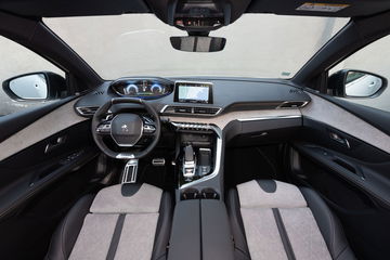 Prueba Peugeot 3008 Hybrid4 1