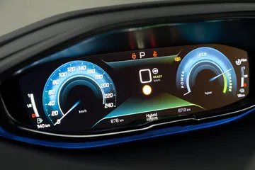Prueba Peugeot 3008 Hybrid4 12
