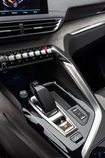 Prueba Peugeot 3008 Hybrid4 15