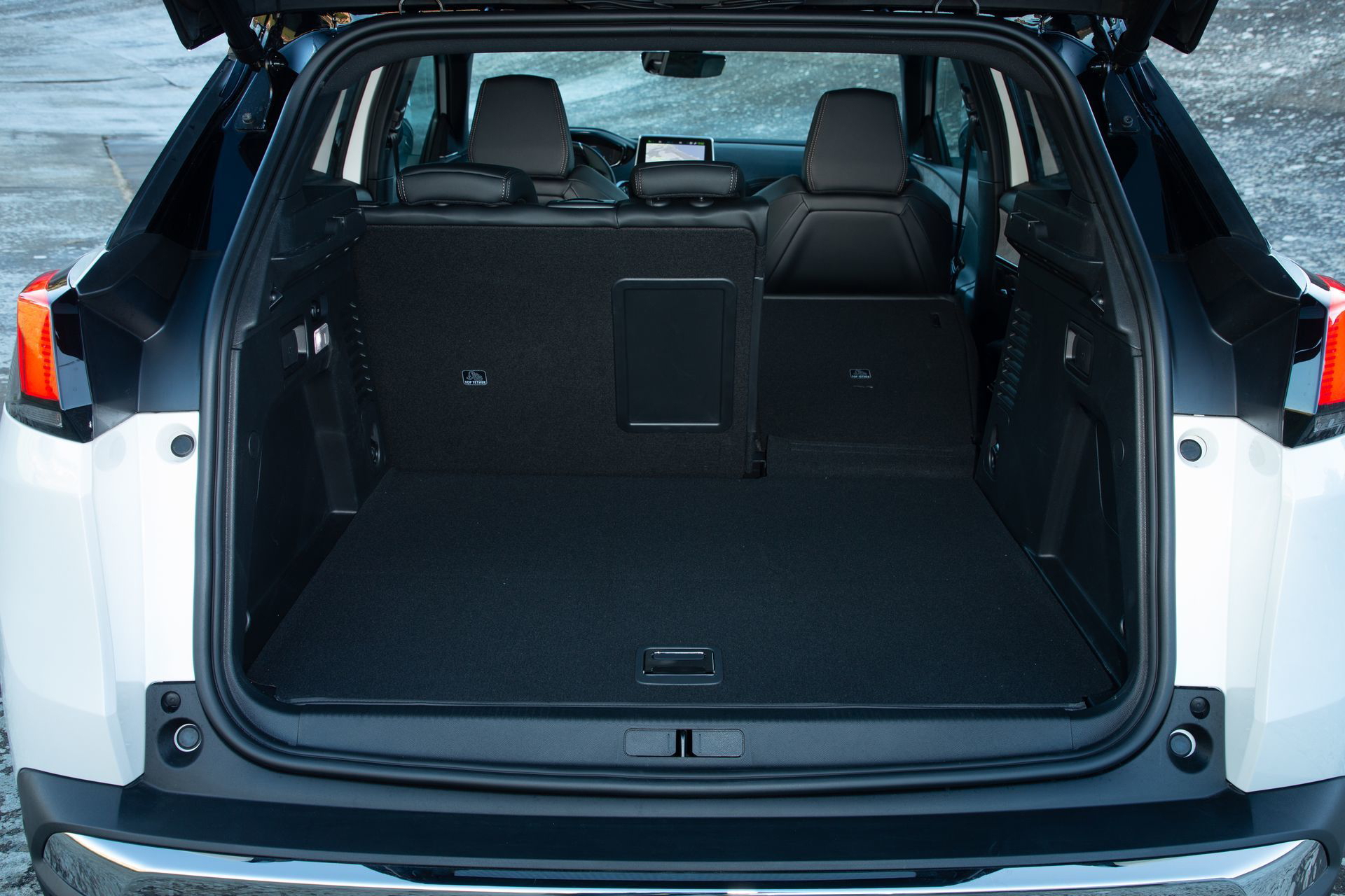 Prueba Peugeot 3008 Hybrid4 27