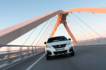 Prueba Peugeot 3008 Hybrid4 28