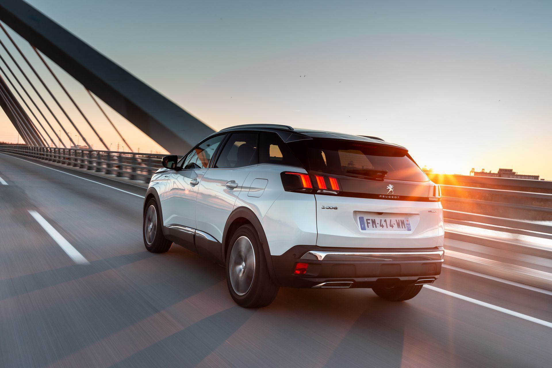 Prueba Peugeot 3008 Hybrid4 29