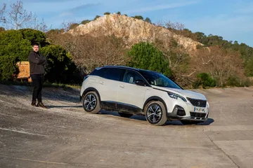 Prueba Peugeot 3008 Hybrid4 35