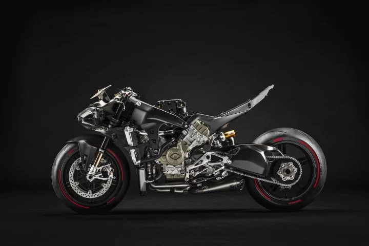 14 Ducati Superleggera V4 Uc145967 High