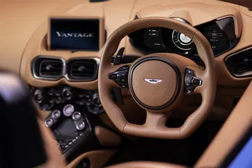 Aston Martin Vantage Roadster 0220 013