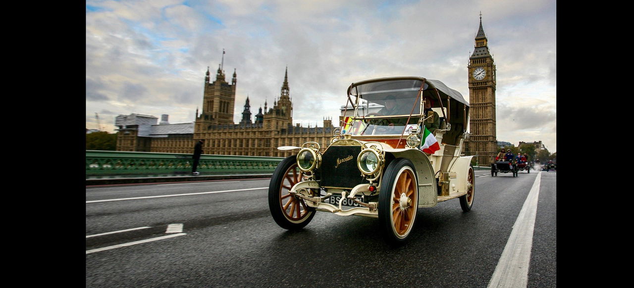 Diesel Gasolina 2035 Clasico Mercedes Londres