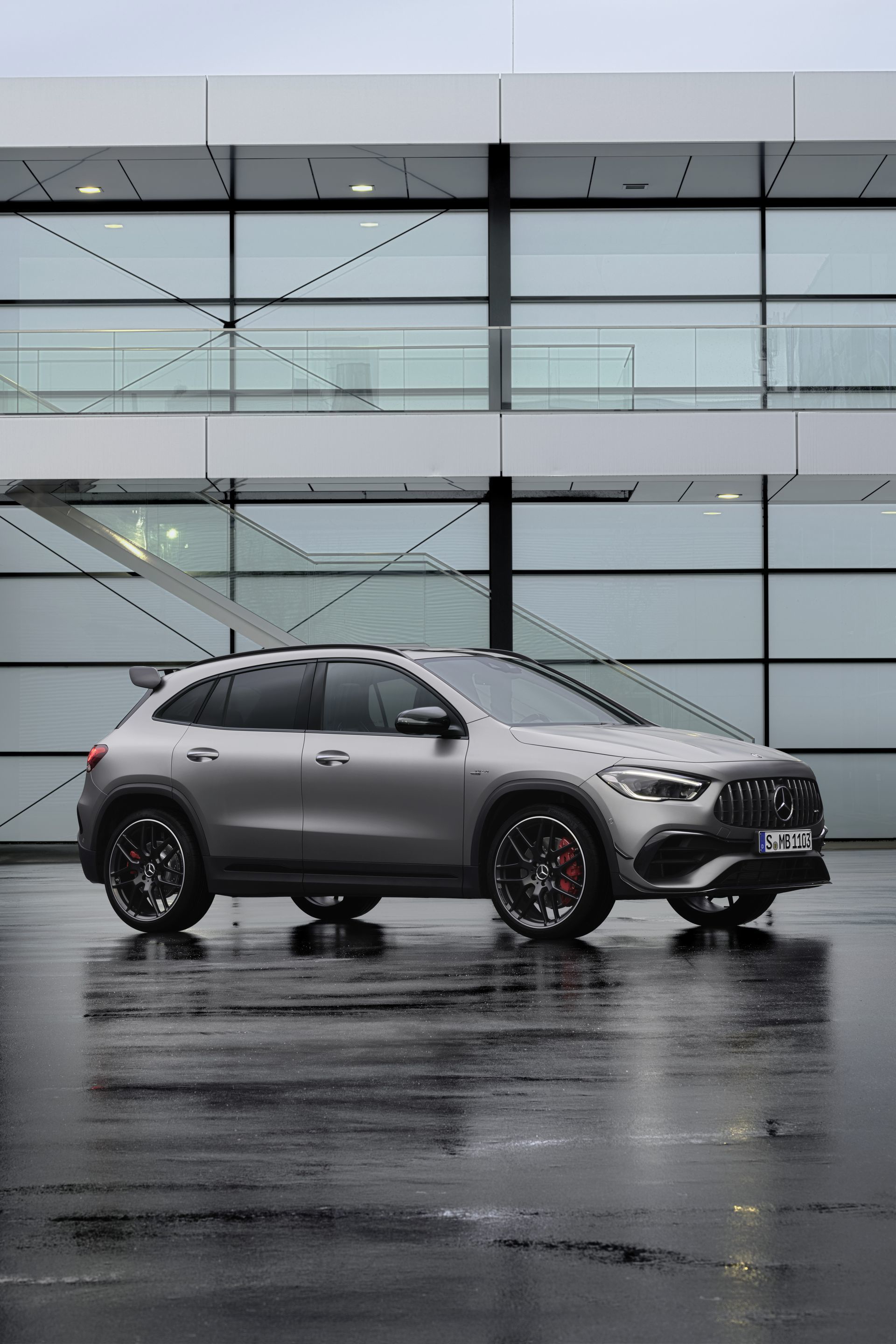 Der Neue Mercedes Amg Gla 45 4matic+: Kompaktes Performance Suv Für Alle Lebenslagen The New Mercedes Amg Gla 45 4matic+: A Compact Performance Suv To Suit Any Lifestyle
