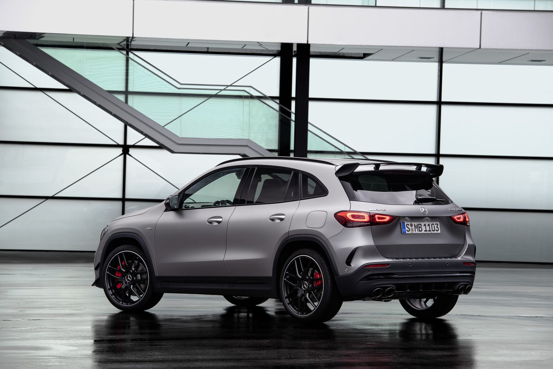 Der Neue Mercedes Amg Gla 45 4matic+: Kompaktes Performance Suv Für Alle Lebenslagen The New Mercedes Amg Gla 45 4matic+: A Compact Performance Suv To Suit Any Lifestyle