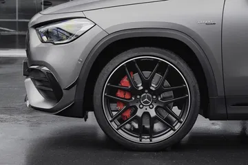 Der Neue Mercedes Amg Gla 45 4matic+: Kompaktes Performance Suv Für Alle Lebenslagen The New Mercedes Amg Gla 45 4matic+: A Compact Performance Suv To Suit Any Lifestyle