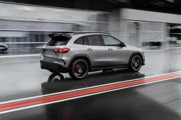 Der Neue Mercedes Amg Gla 45 4matic+: Kompaktes Performance Suv Für Alle Lebenslagen The New Mercedes Amg Gla 45 4matic+: A Compact Performance Suv To Suit Any Lifestyle