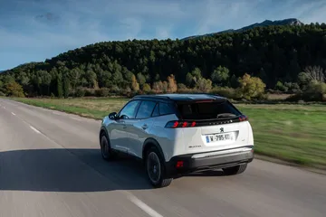 Peugeot E 2008 Prueba 41