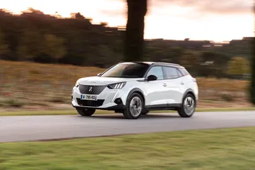 Peugeot E 2008 Prueba 49