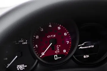 Porsche Macan Gts 14 Interior