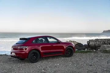 Porsche Macan Gts 24 Rojo Carmin