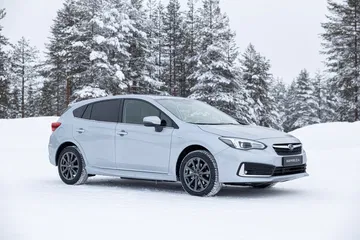 Subaru Impreza Eco Hybrid Delantera