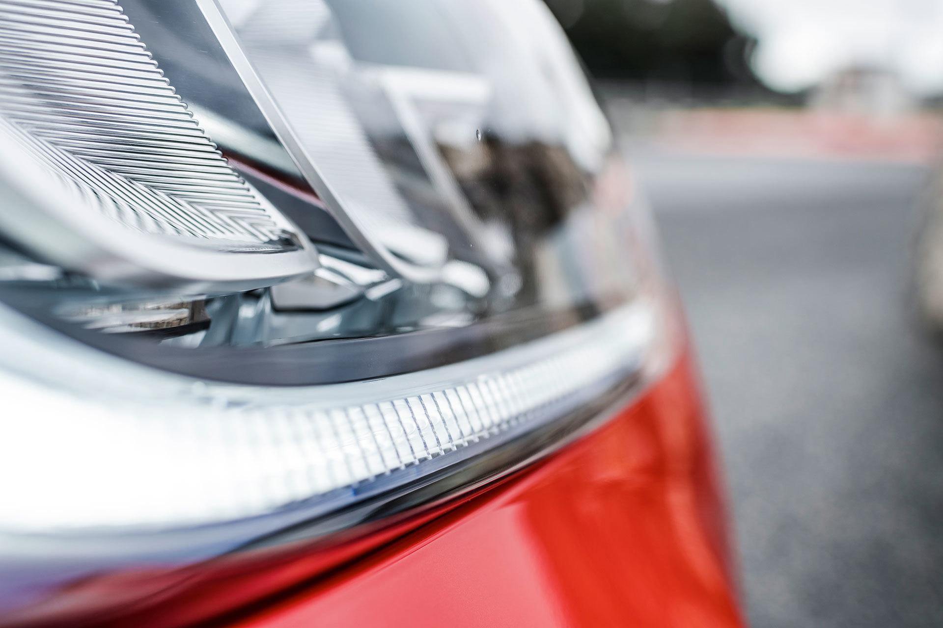 Toyota Yaris 2020 Hibrido Rojo Detalles 05