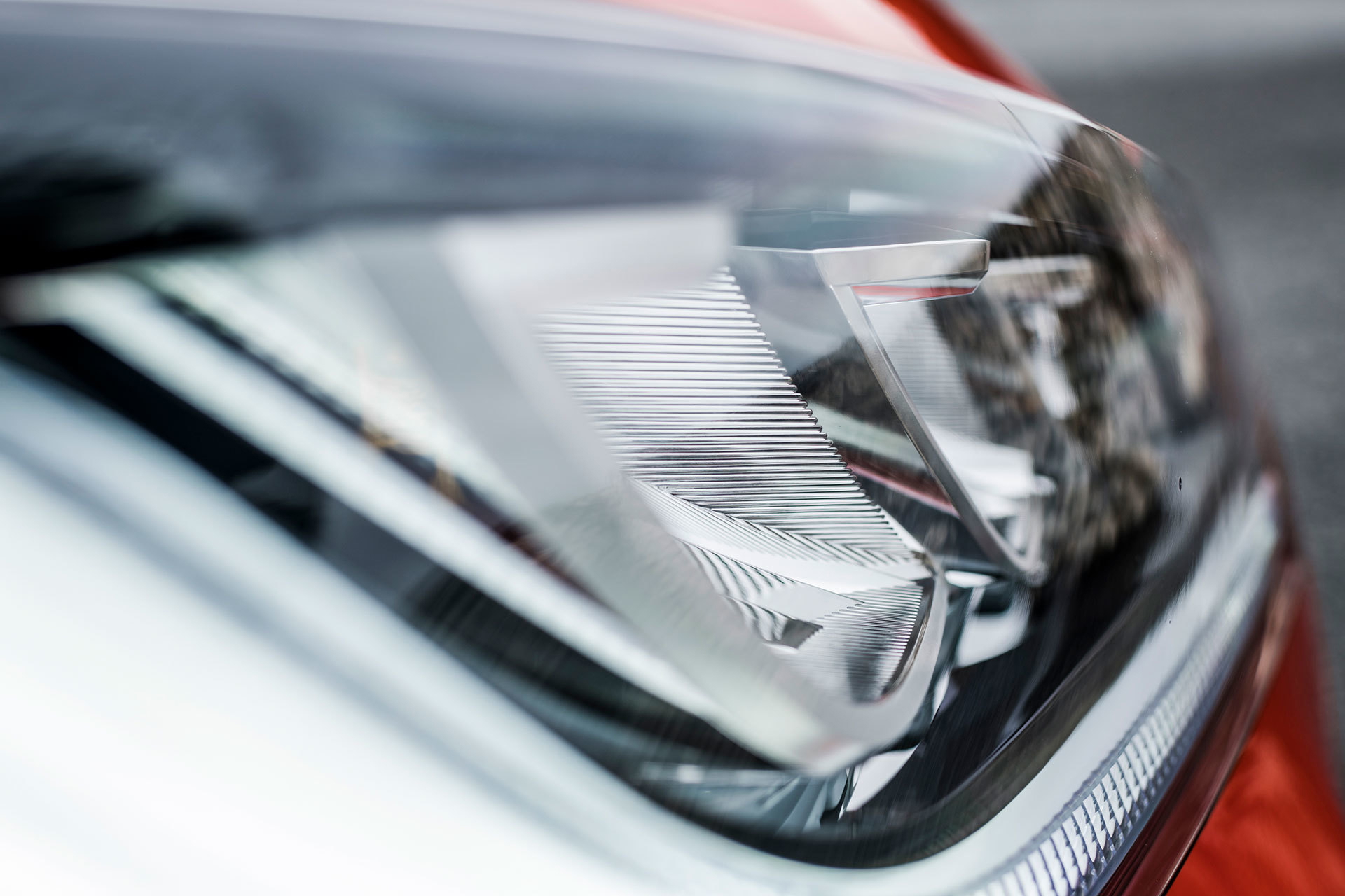 Toyota Yaris 2020 Hibrido Rojo Detalles 06