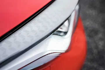 Toyota Yaris 2020 Hibrido Rojo Detalles 07