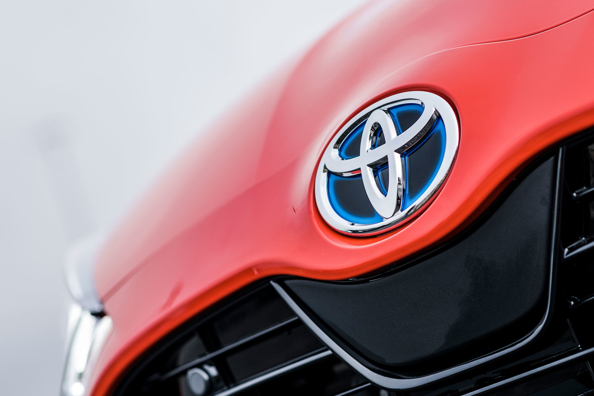 Toyota Yaris 2020 Hibrido Rojo Detalles 08