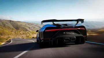Bugatti Chiron Pur Sport 0320 021