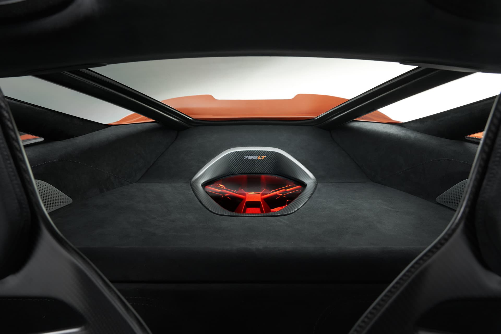 Mclaren 765lt 013