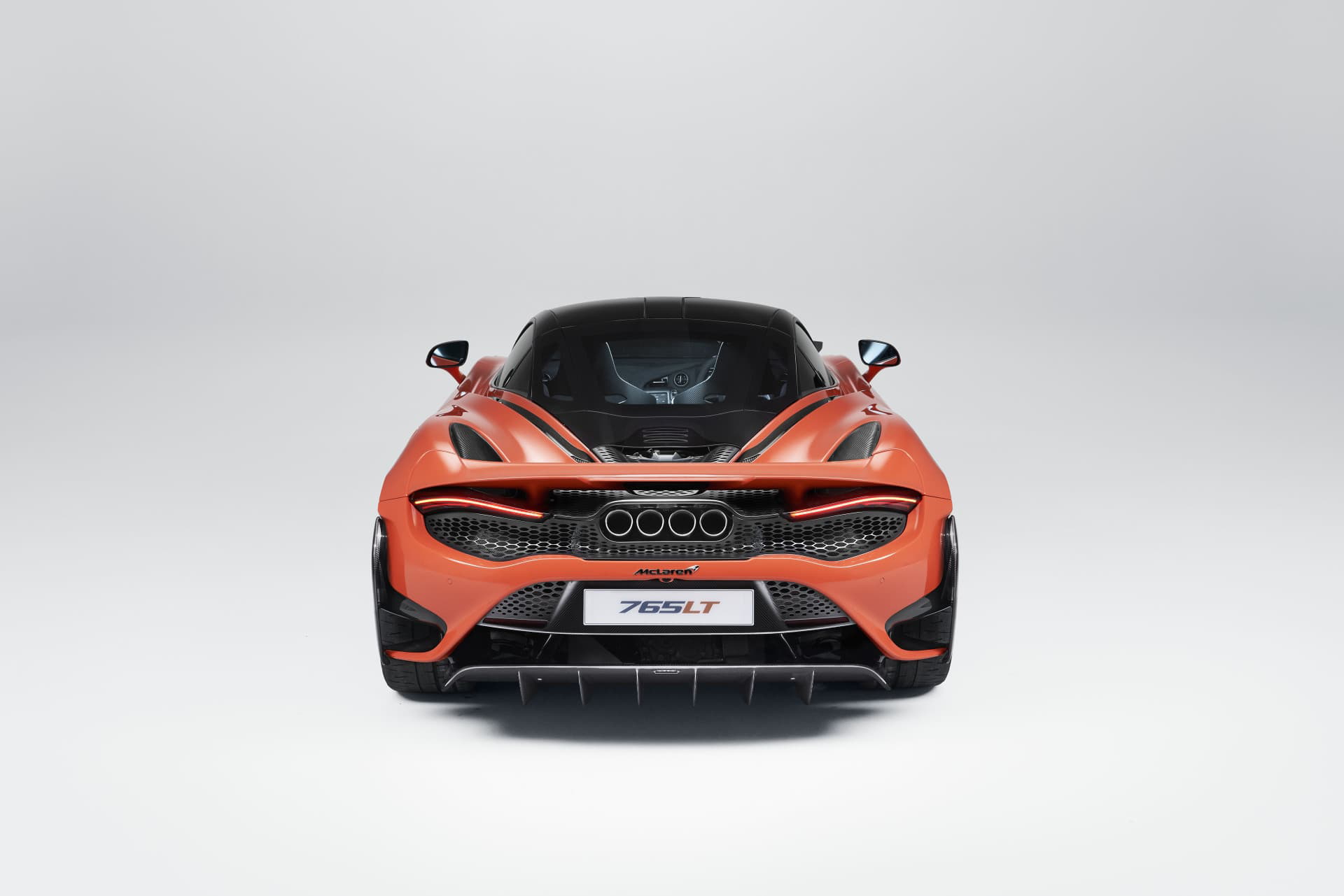 Mclaren 765lt 03