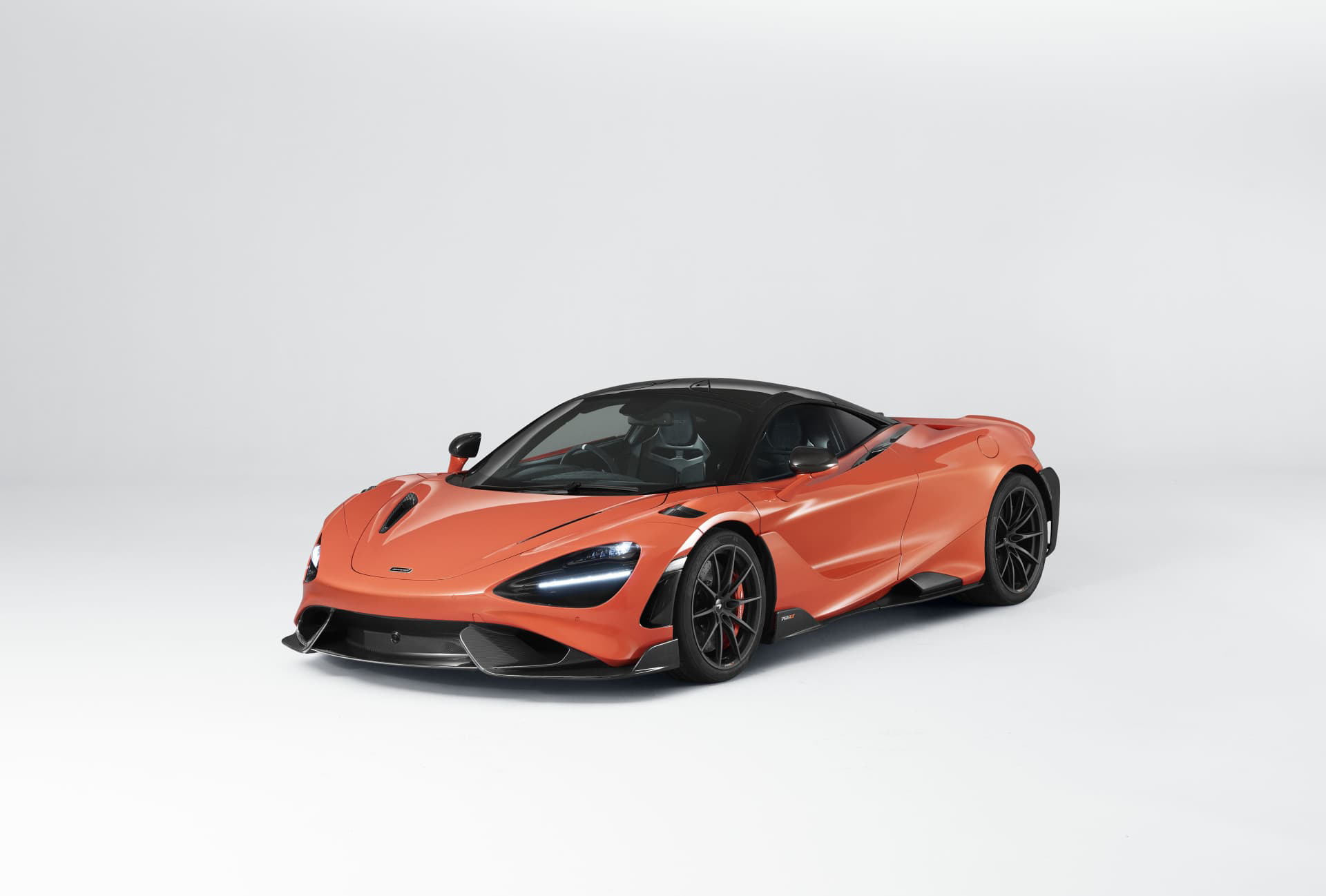Mclaren 765lt 04