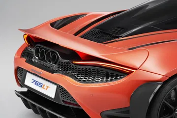 Mclaren 765lt 06