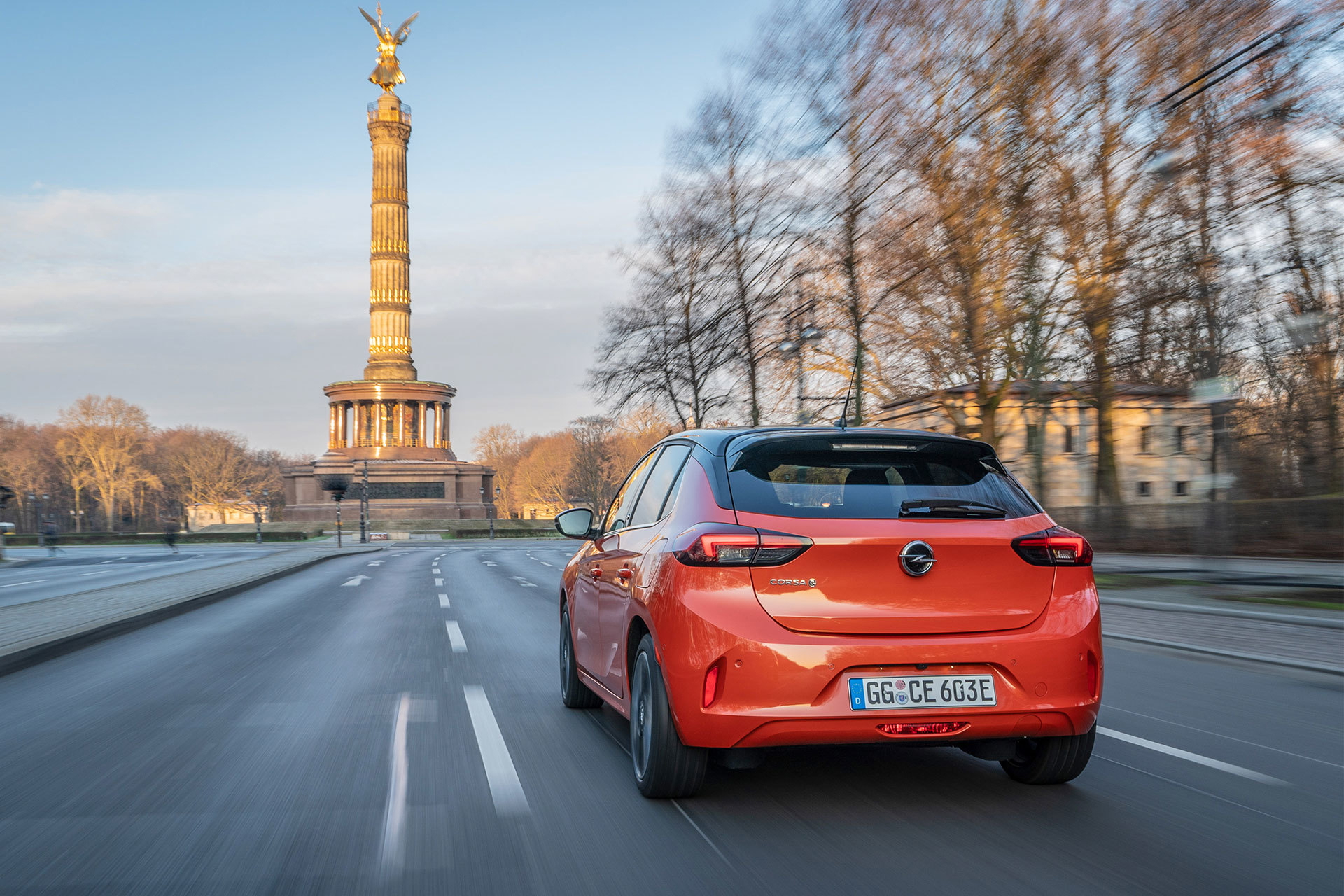 Opel Corsa E 2020 Naranja Prueba 06