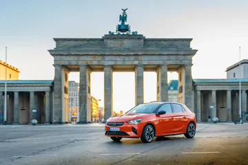 Opel Corsa E 2020 Naranja Prueba 14