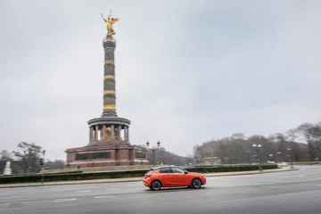 Opel Corsa E 2020 Naranja Prueba 18