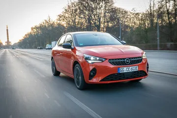 Opel Corsa E 2020 Naranja Prueba 20