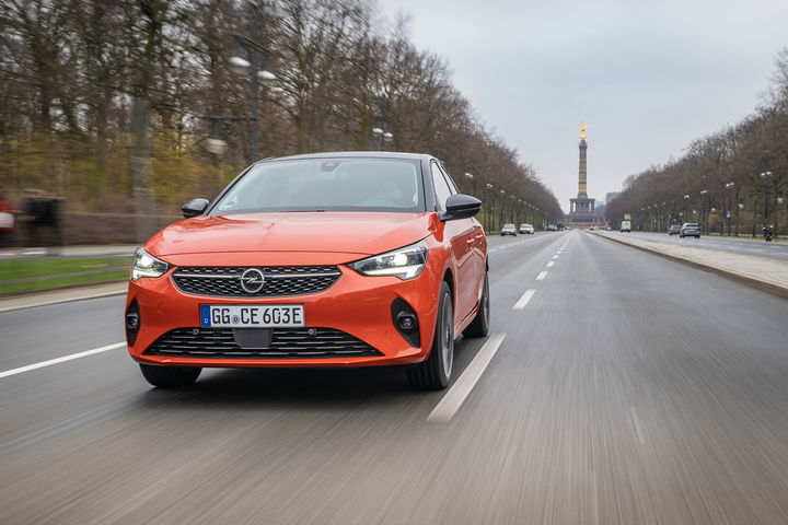 Opel Corsa E 2020 Naranja Prueba 21