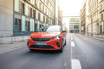 Opel Corsa E 2020 Naranja Prueba 28